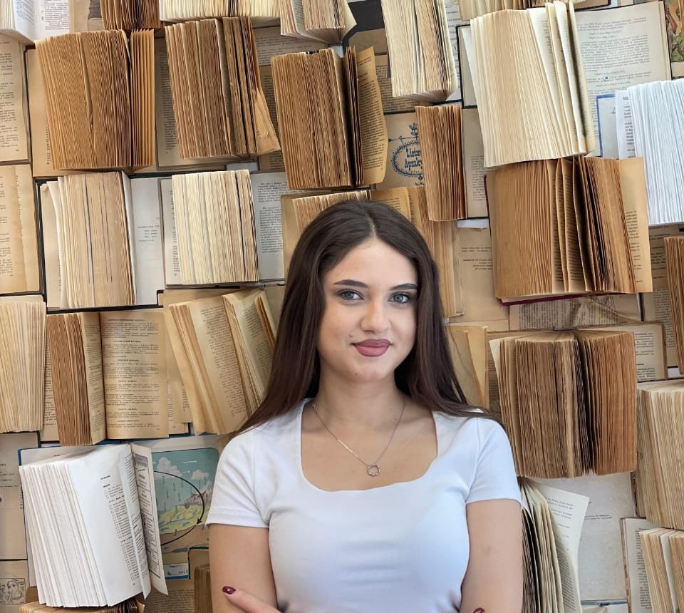 Pedaqoq Elnaz Miriyeva: "Peşəmi bu dərəcədə sevəcəyim ağlıma gəlməzdi"