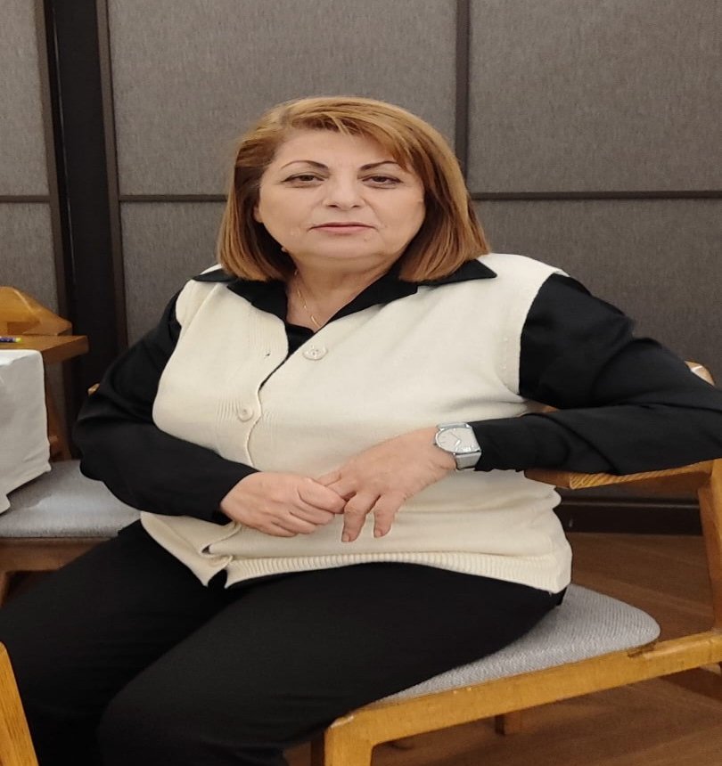 Dosent Vəfa Mirəhməd qızı Seyid: "Bacardığım qədər vicdanla fəaliyyət göstərməyə çalışıram"