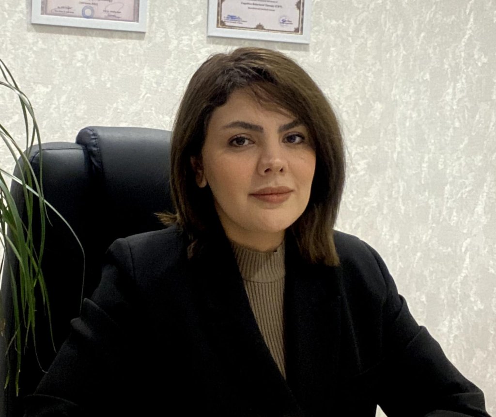 Klinik psixoloq Zəhra Hüseynzadə: \"Mükəmməlçilik ailələrə böyük ziyan vurur”
