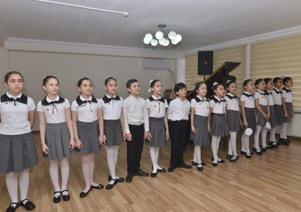 Bakı Xoreoqrafiya Akademiyasında Ulu Öndər Heydər Əliyevin xatirəsinə həsr olunmuş konsert keçirilib 