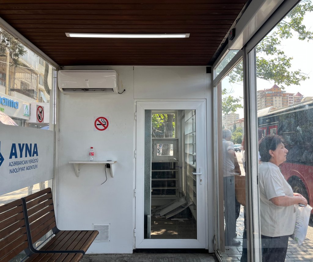 “AYNA” ya dövlətdən ayrılan vəsait necə sərf olunub? Kondisionerli dayanacaqlar isə…..