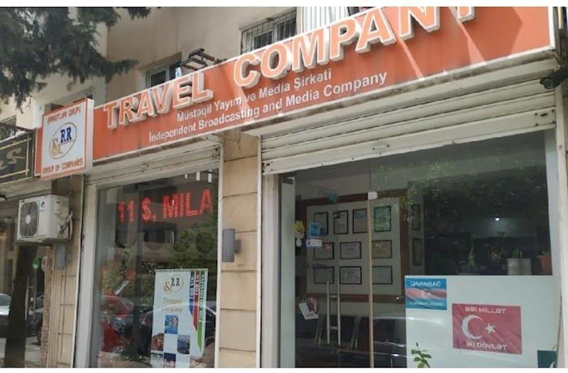 Rafiq Qarayevə yenidən 200 min manatlıq tender verildi: “RR TRAVEL COMPANY” Gədəbəydə 45 minlik müqaviləni icra edə bilməmişdir