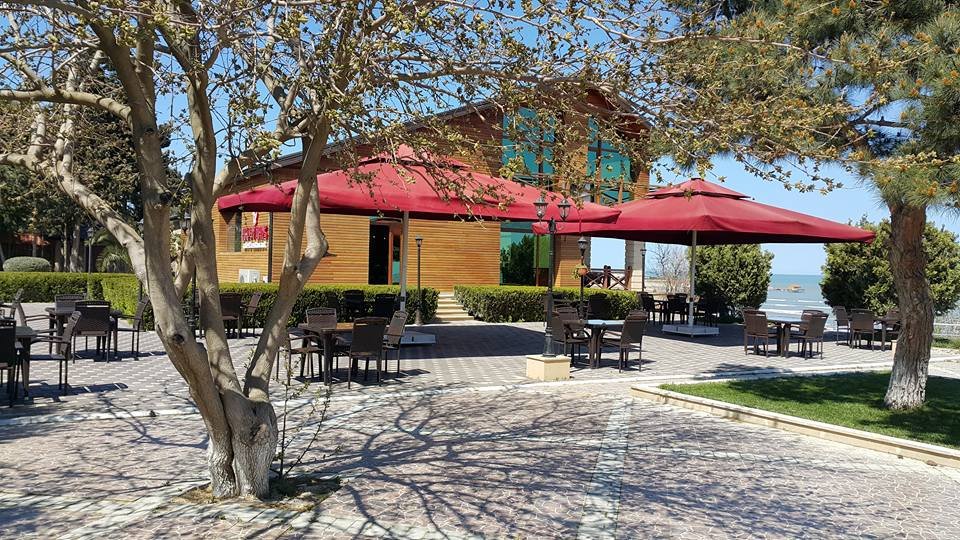 Bilgəhdə “Happy Days” restoranında müştəriləri belə aldadırlar-Fotofakt