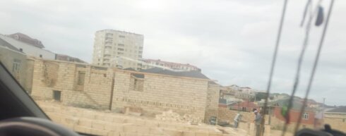 Masazırda gölü qurudaraq qanunsuz evlər tikən makler Əlini hansı məmur himayədarlıq edir? -Fotolar