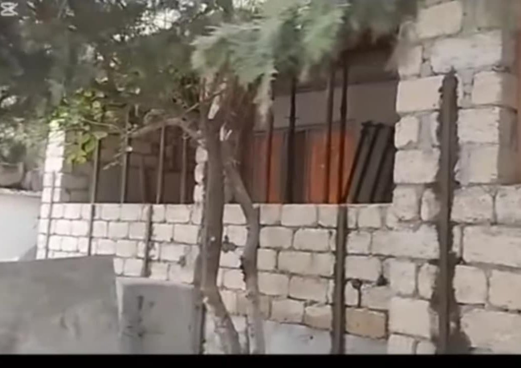 Mir Cəlal küçəsində qanunsuz tikintiyə hansı məmur icazə verib?