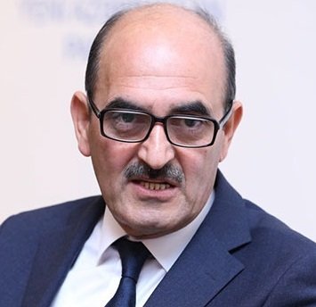 İlham Mirzəliyev yeni avtomobil alır