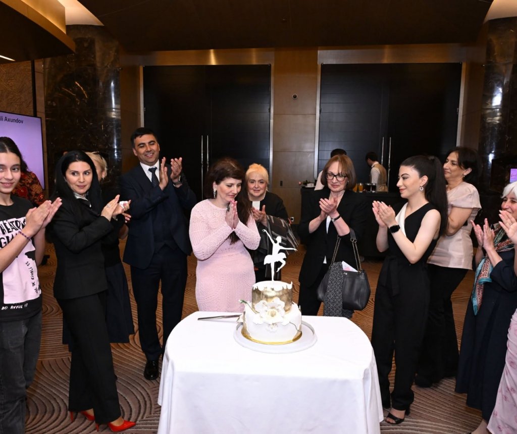 Aygün Əliyevanın Prezidentin sabiq mətbuat katibinə “dostluq sədaqəti” –DETALLAR/FOTOLAR