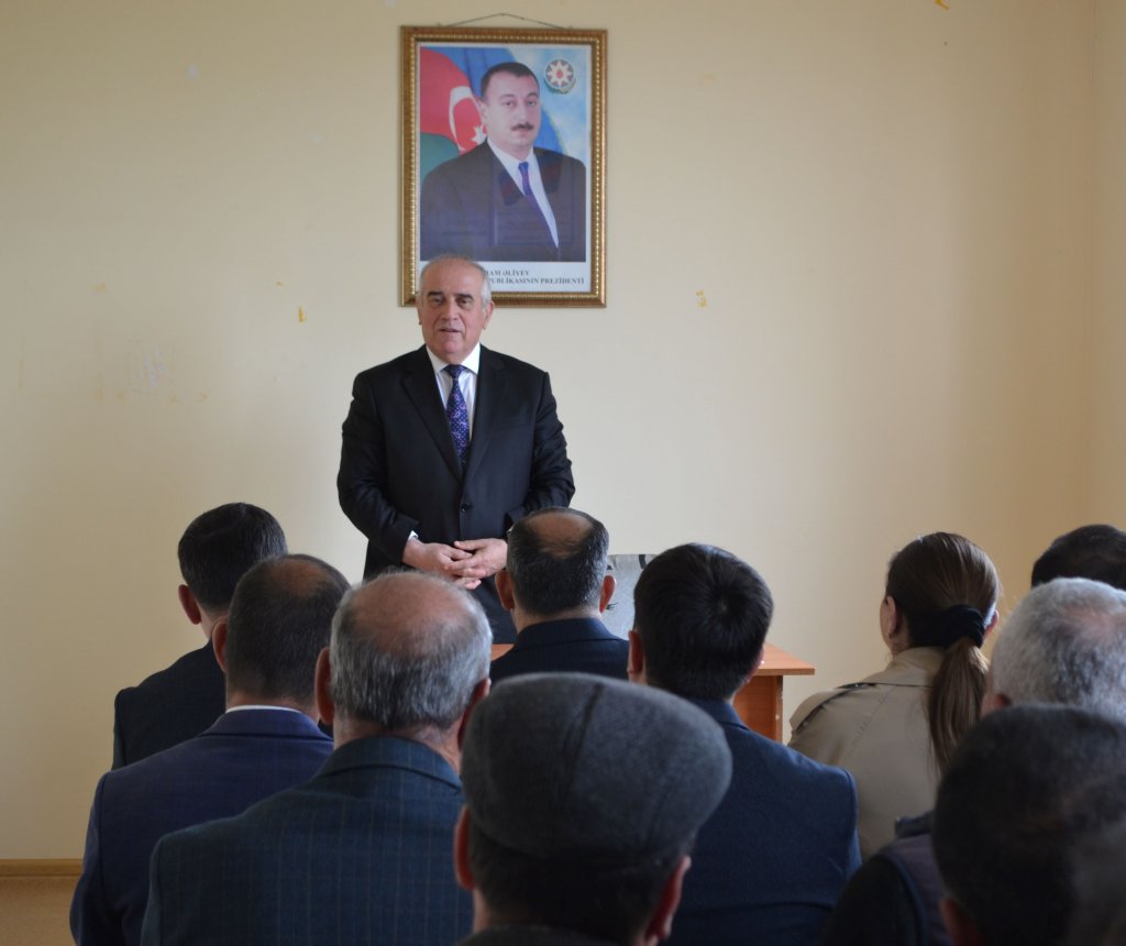 31 ildir icra başçısı olan Adil Məmmədov…..