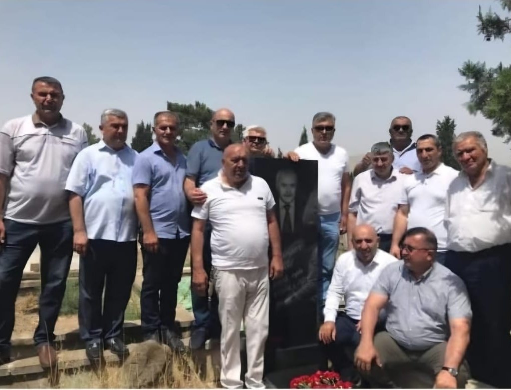 Hikmət Əsədov: "Laçının işğal olunma səbəblərindən biri o dövrün məşhur simalarından ibarət bir qrup “siyasətçi”nin Laçına təbliğat üçün göndərilməsi oldu"