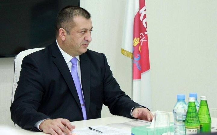 Futzal Federasiyasının prezidenti Zaur Axundovun şirkətlərinin də adları siqaret qaçaqmalçılığında keçir -DETALLAR