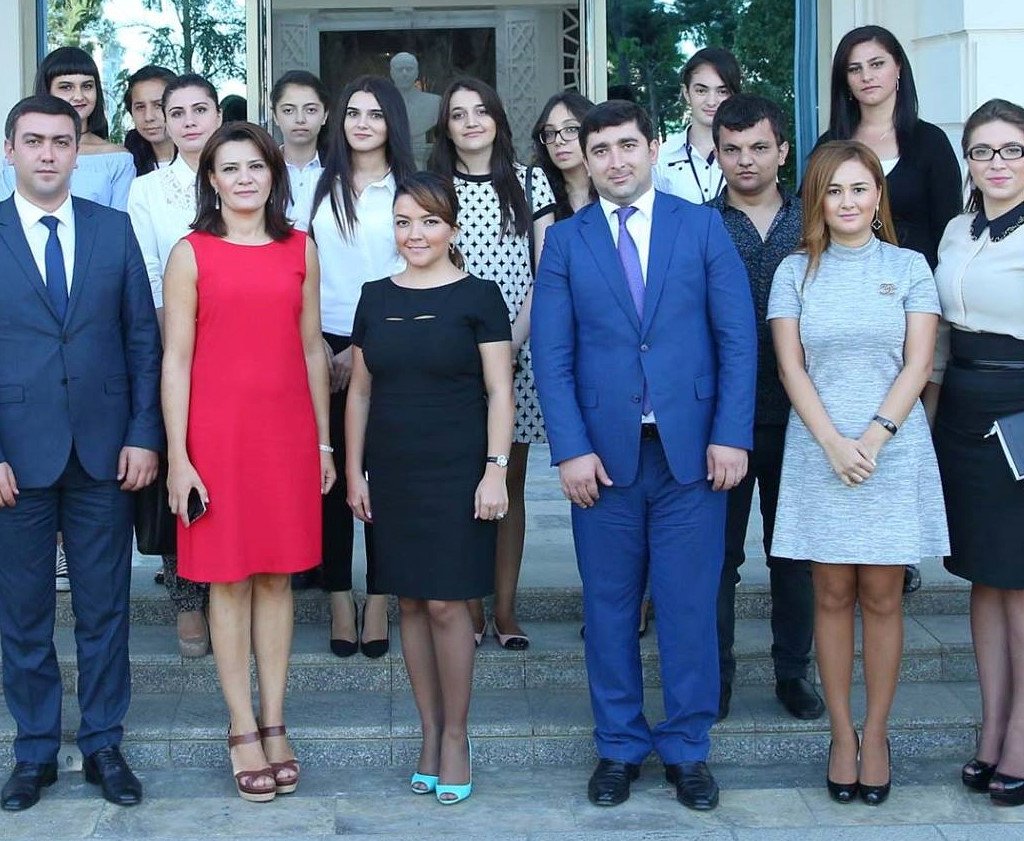 Aygün və Sona Əliyevaları birləşdirən dəyər: “rəfiqə qrantları” seriyasından daha bir nümunə…-FOTOLAR