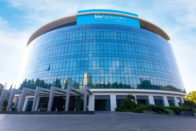“Bona Dea” Hospitalında tibb təhsili olmayanlar çalışırmış…