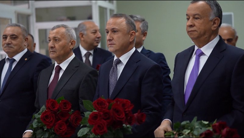 Hesabat adı altında ümumi sözlər - Elgin Həbibullayev konkret rəqəmləri niyə açıqlamır? -DE-FAKTO