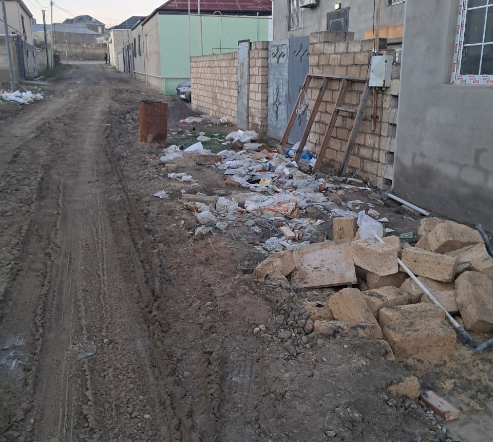 Masazırda zibil dizə çıxır – Bələdiyyə və icra hakimiyyəti susur