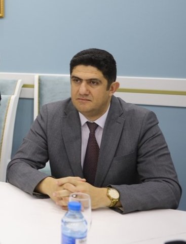 Gəncə Dövlət Universitetində baş verənlər şok edir... Rektor Yusif Yusibovun adı ağır cinayət iddialarında: İntihar cəhdi, təhdidlər və maliyyə maxinasiyaları