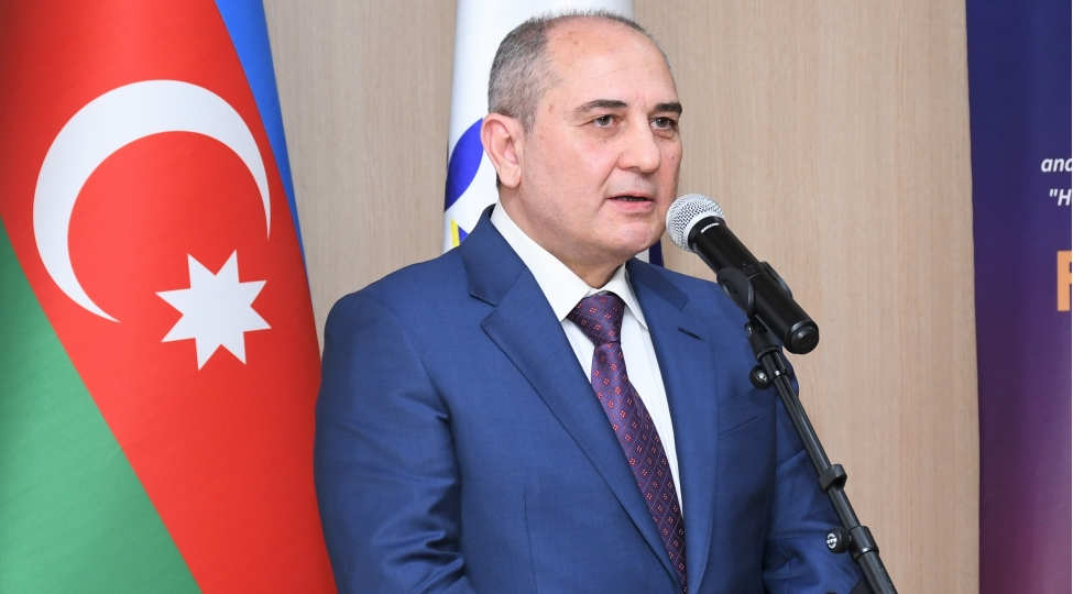 “Qarant İnşaat” layihədən kənar tikinti işləri aparır? - Nəsimi rayonunda dərəbəylik - Videofakt