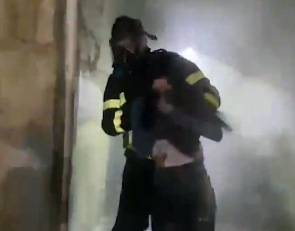 Göyçayda yaşayış binasında yanğın - Video