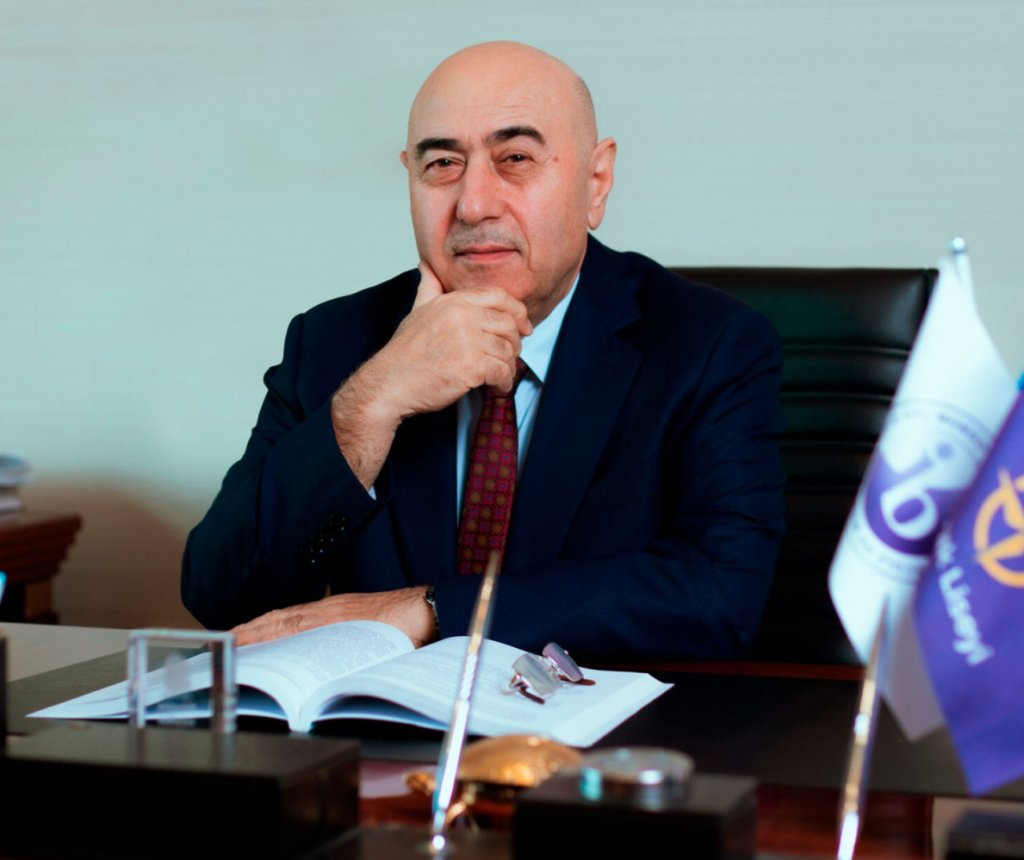 Müəllimin güllələndiyi "İdrak"liseyinin sahibi əvvəl "montyor"olub
