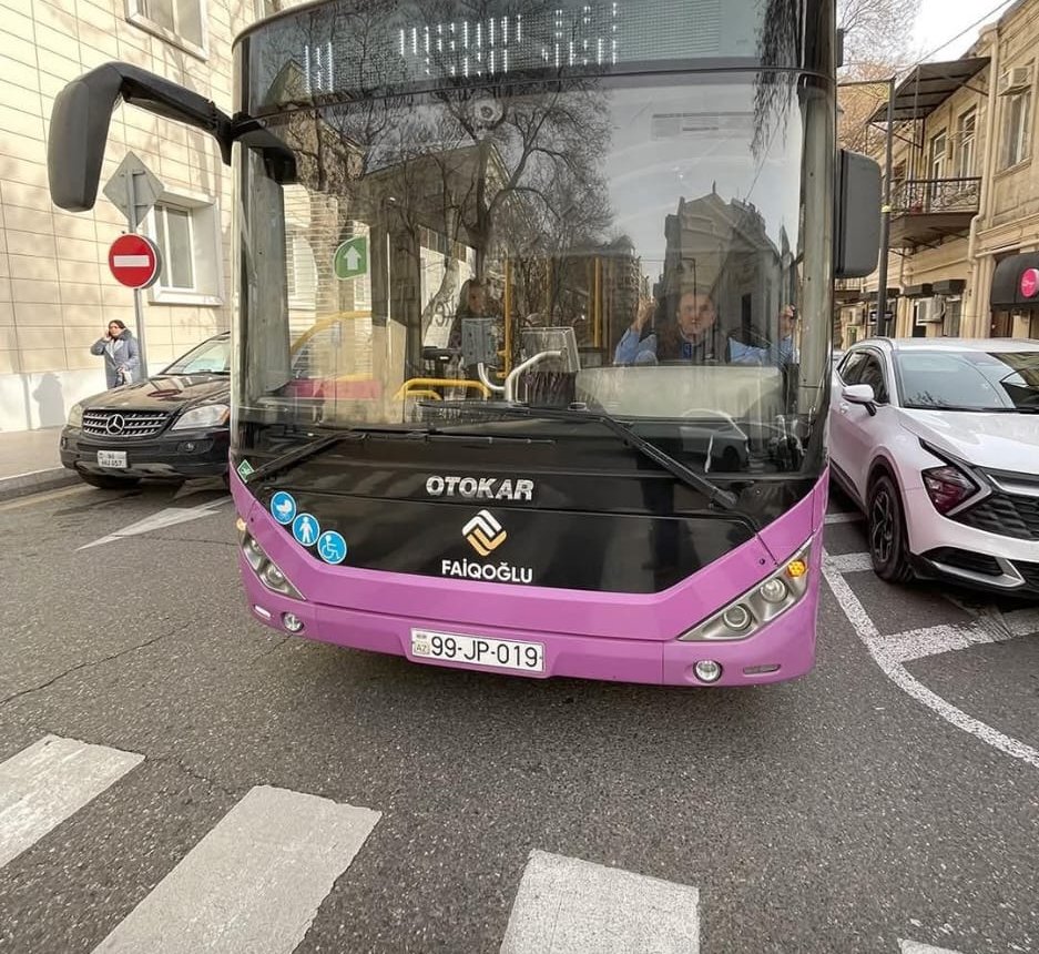 Memar AYNA məmurunun kobud məktubunu paylaşdı…