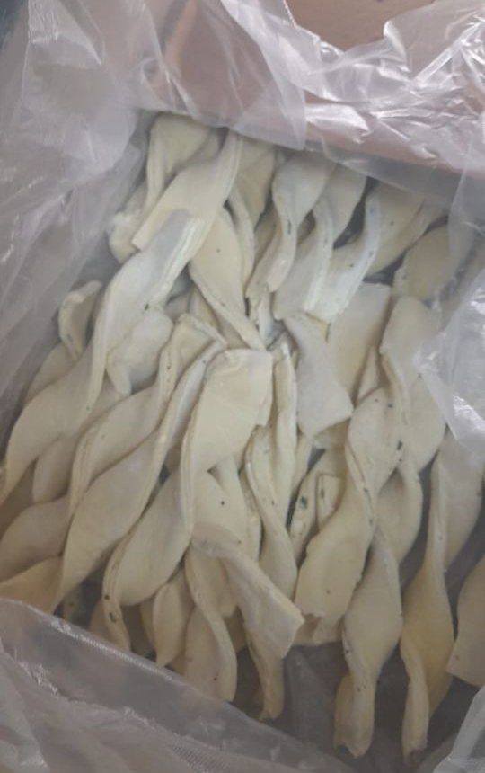 Marketlərdə “SOBA” şirniyyatı günlərlə buzlu halda saxlanılır - FOTO