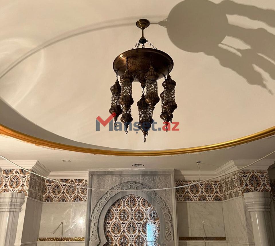 Sabiq icra başçısı lüks sauna tikdirdi: Fəhlələrin pulunu vermədi - FOTO