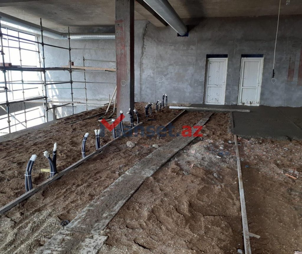 Sabiq icra başçısı lüks sauna tikdirdi: Fəhlələrin pulunu vermədi - FOTO
