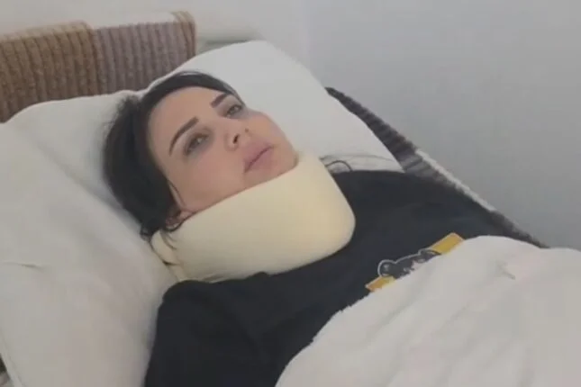 Müğənni sevgilisi tərəfindən döyüldü: Xəstəxanaya yerləşdirildi – VİDEO