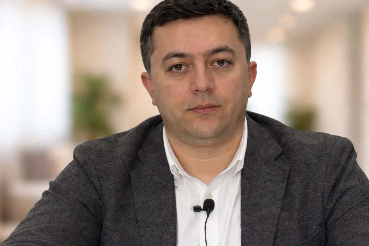 
Xocavəndə işçiləri işlədiblər ödənişləri verilmir: “Bəyaz İnşaat”ın rəhbəri Yusif Yusiflidən şikayət