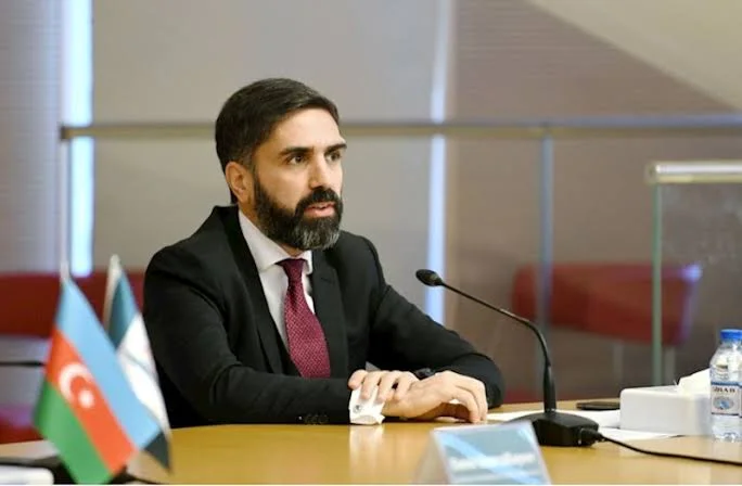 
Rövşən Nəcəfin qohumu SOCAR-a aid torpağı satmaq istədi?