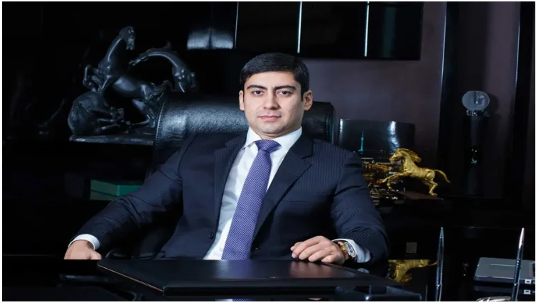 
İstanbulda Anar Əlizadənin uşaq bağçasında şiddət – Uşaqları çubuqla döyürlər...