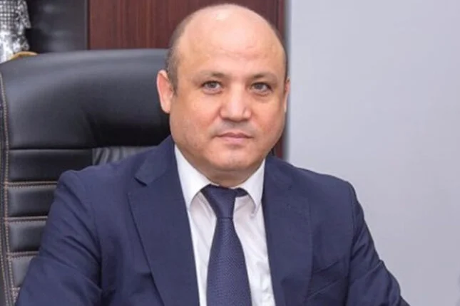 
İş adamının 10 milyon dollarlıq boru - Xidməti avtomobili və mülklərinə qadağa qoyuldu
