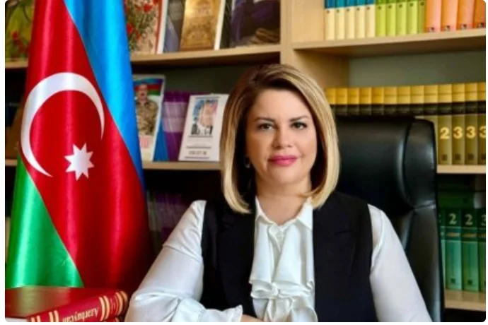 Şagirdlərin sinifdə saxlanılması - məktəb direktorlarının qara bazarı








 